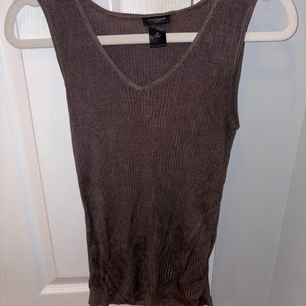 Ann Taylor V-Neck Brown Tank Top